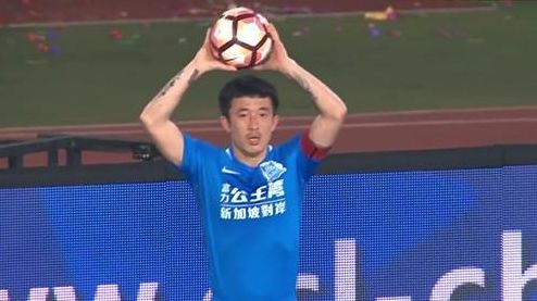 美艳ts调教直男喝尿