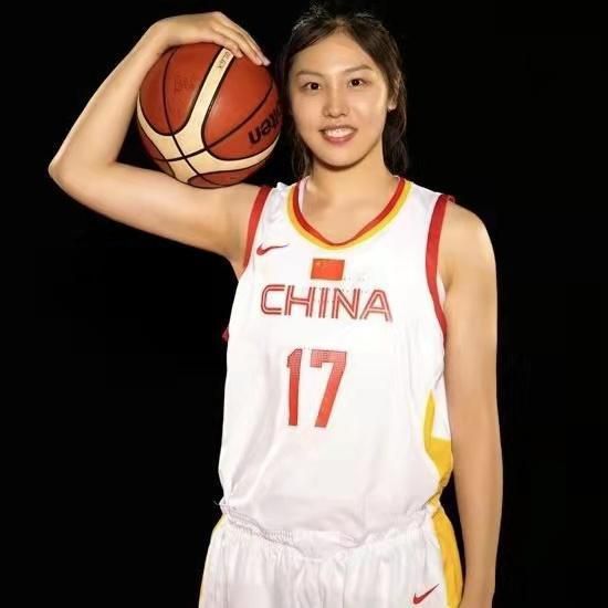 男生和女生靠逼